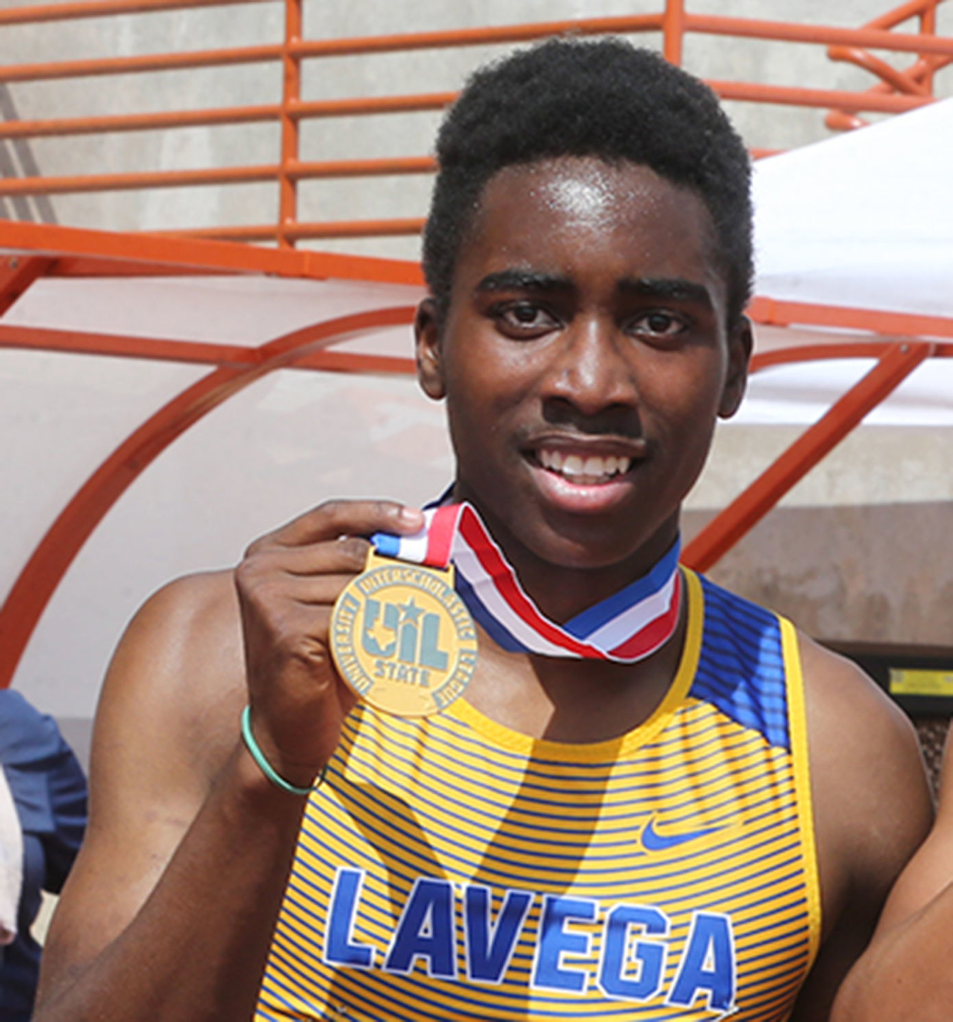 Boys Track and Field: Quintaveon Mason, La Vega